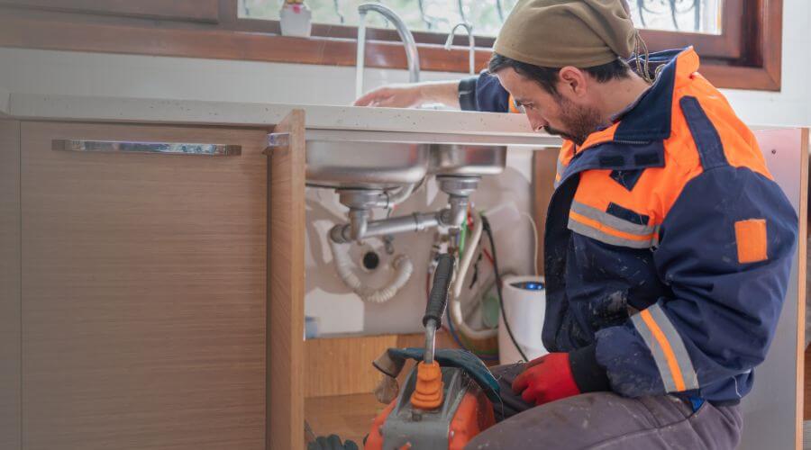Professional emergency plumbing in Lynnville, IN